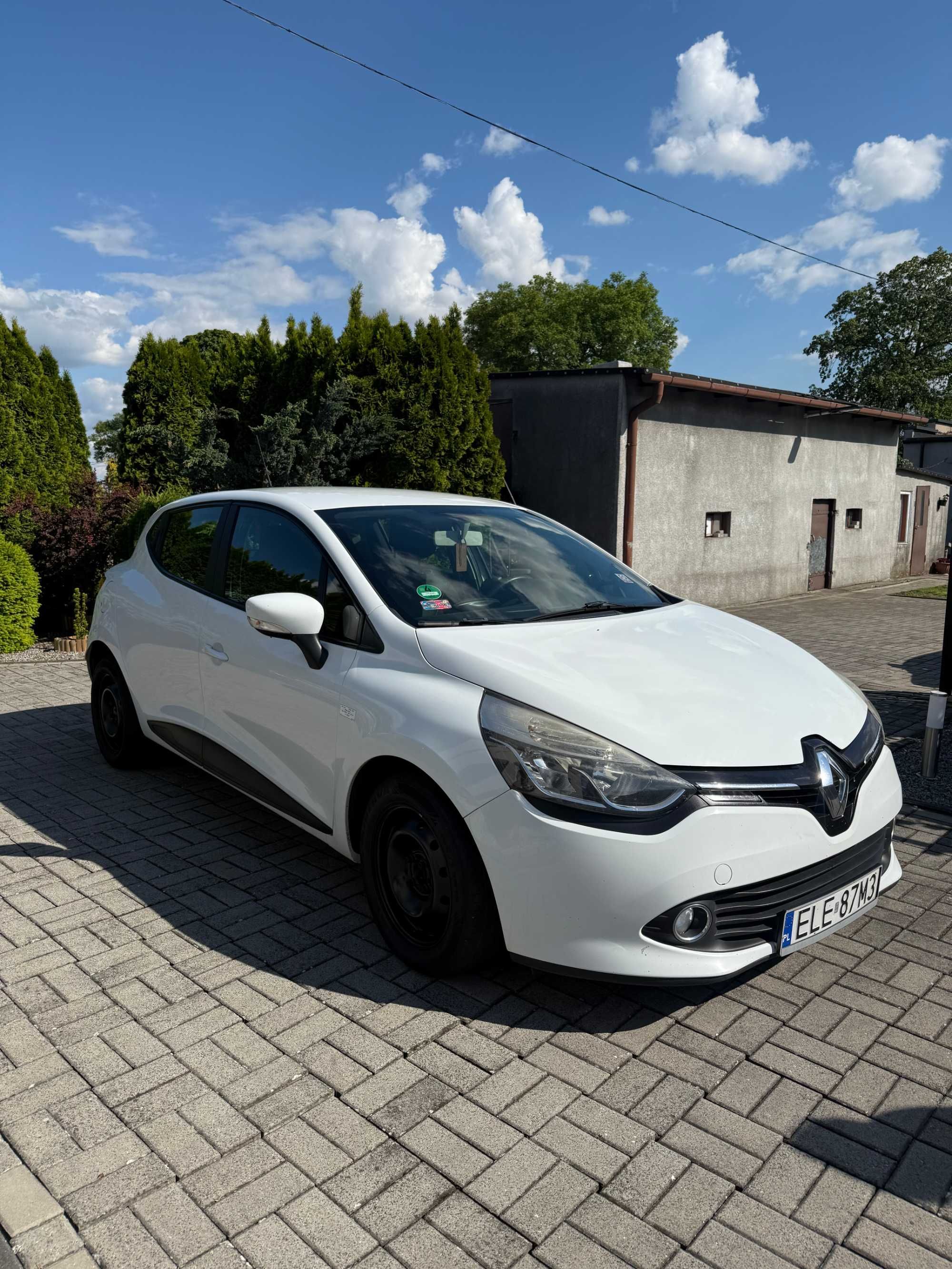 Renault Clio IV 1.5 dCi • 2014 • Diesel • 90 KM • Biały • Bezwypadkowy