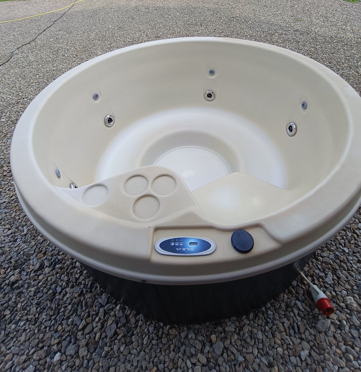 Jacuzzi okragle ogrodowe całoroczne 180 cm system Balboa
