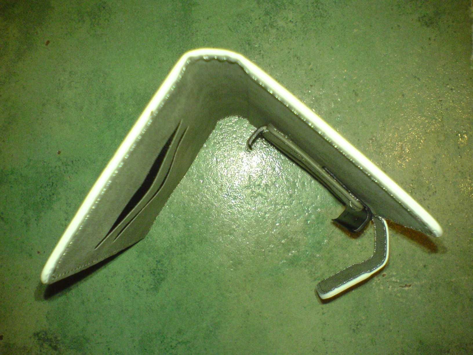 KABURA ETUI Z KLAPKĄ do Smartfona szer.6-8 wys.15 cm Biała nowa opakow
