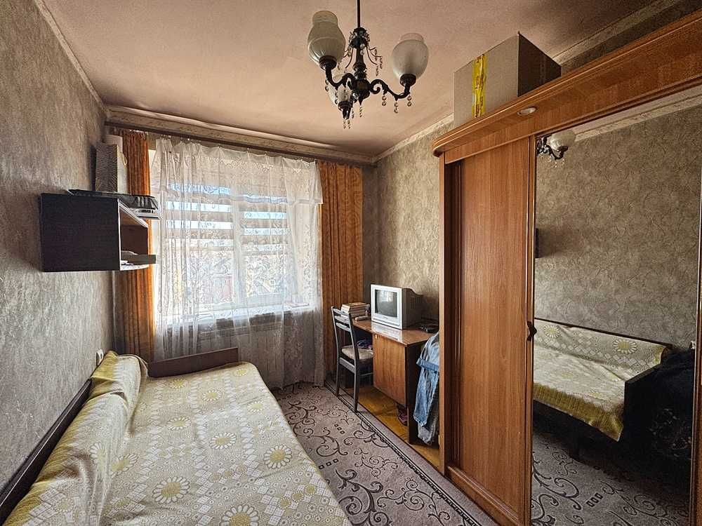 Продам трикімнатну квартиру з ремонтом в Ірпені
