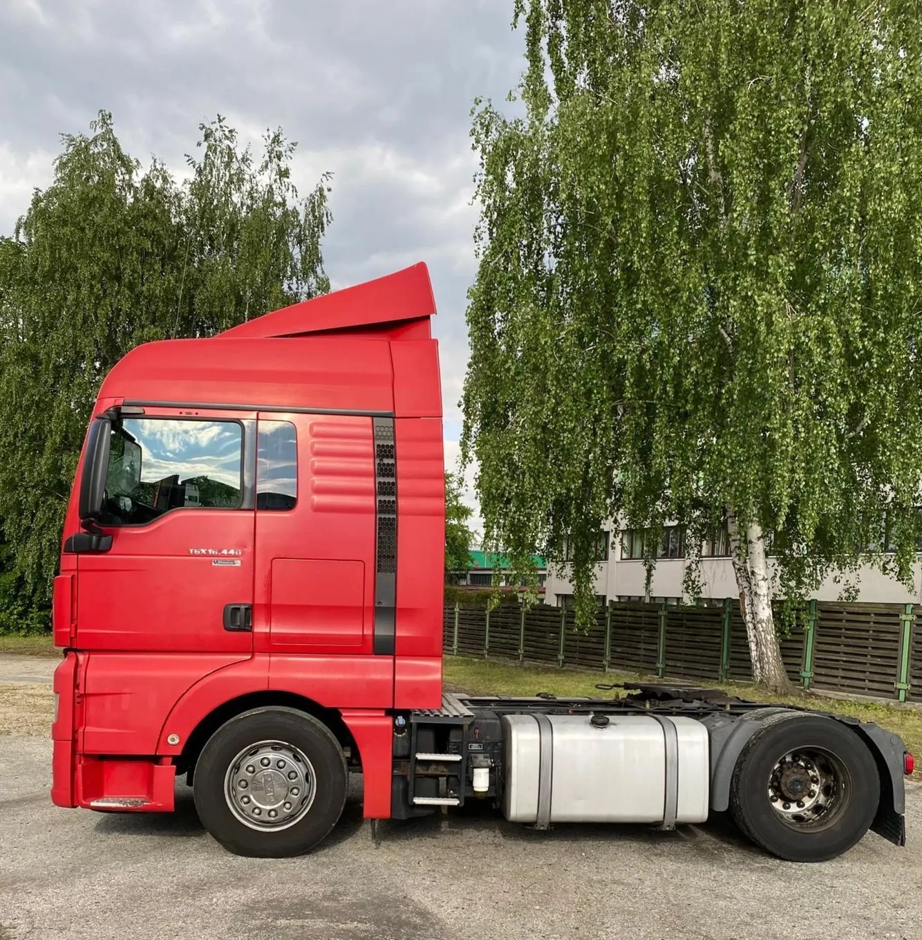 MAN TGX 18.440 XL  MAN TGX wersja 18.440 – rok produkcji 2014 – Euro 6 - STANDARD Średnia