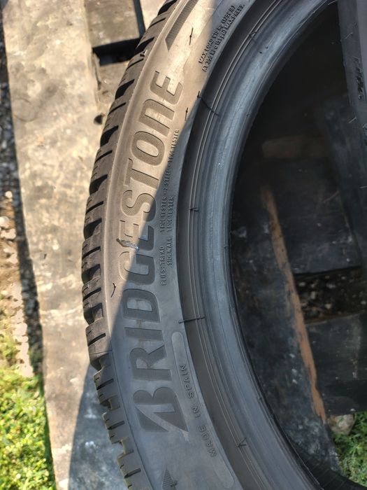 Opony zimowe Bridgestone LM05Z 225/45/17