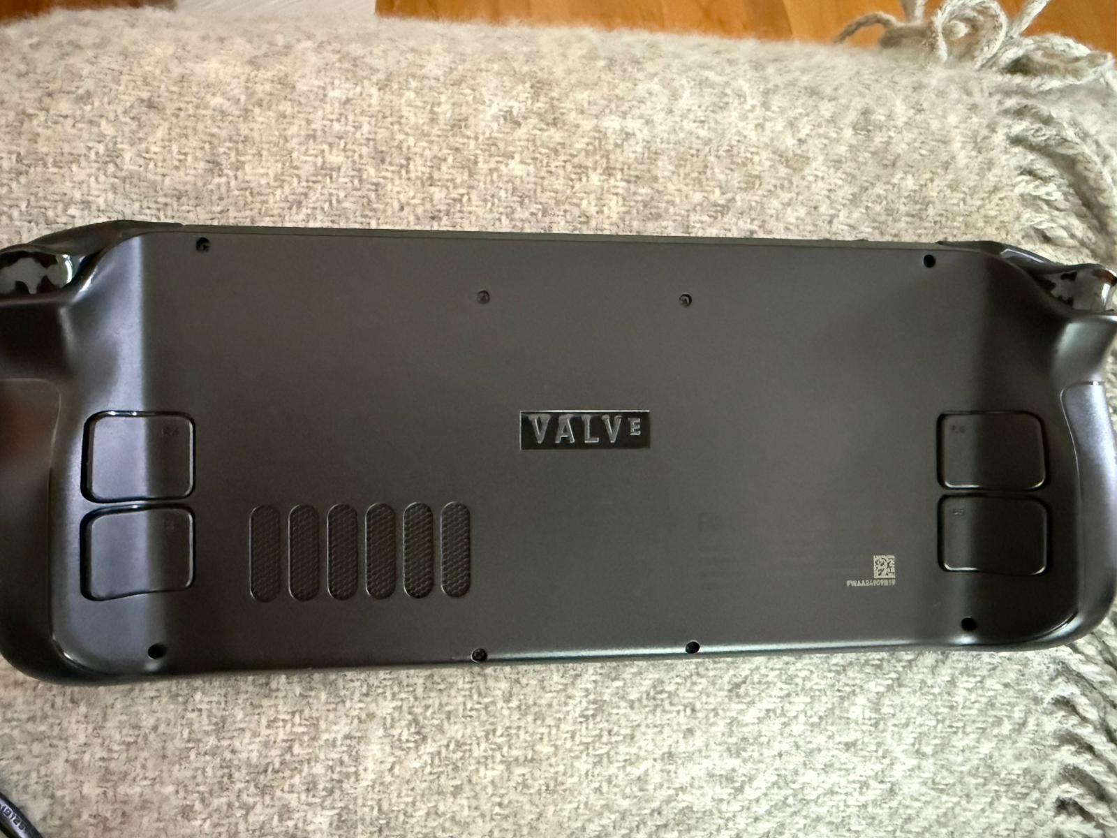 Steam deck LCD z dyskiem 256 GB i karta 256 GB super szybka