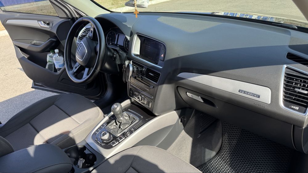 Audi Q5 Quattro 2011 року, 2.0 TDI , повний привід, механіка