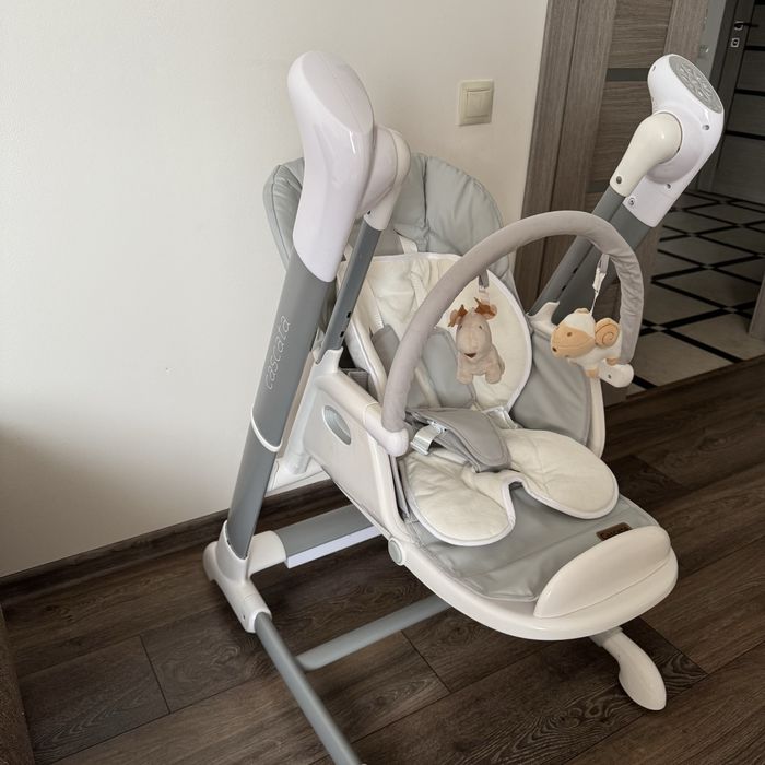 Крісло гойдалка та для годування 2в1 Carello Cascata