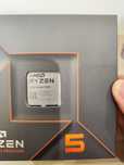AMD RYZEN 5 7600