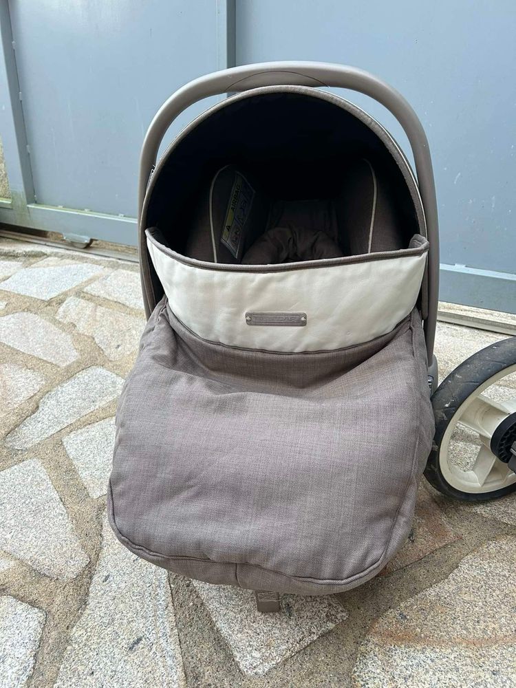 Carrinho de bebé trio com isofix da bebecar