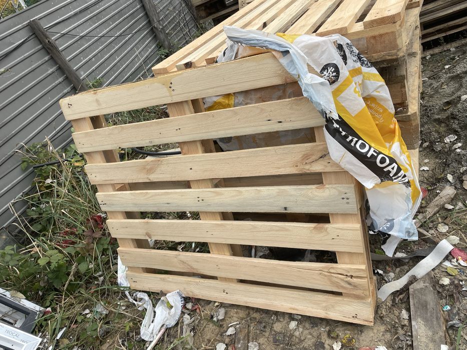 Продам піддони б/у