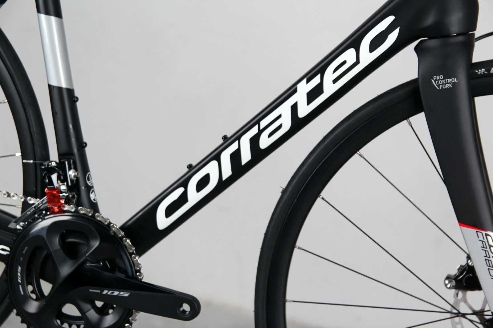 Rower szosowy CORRATEC CCT TEAM Race Disc Carbon Shimano 105 NOWY