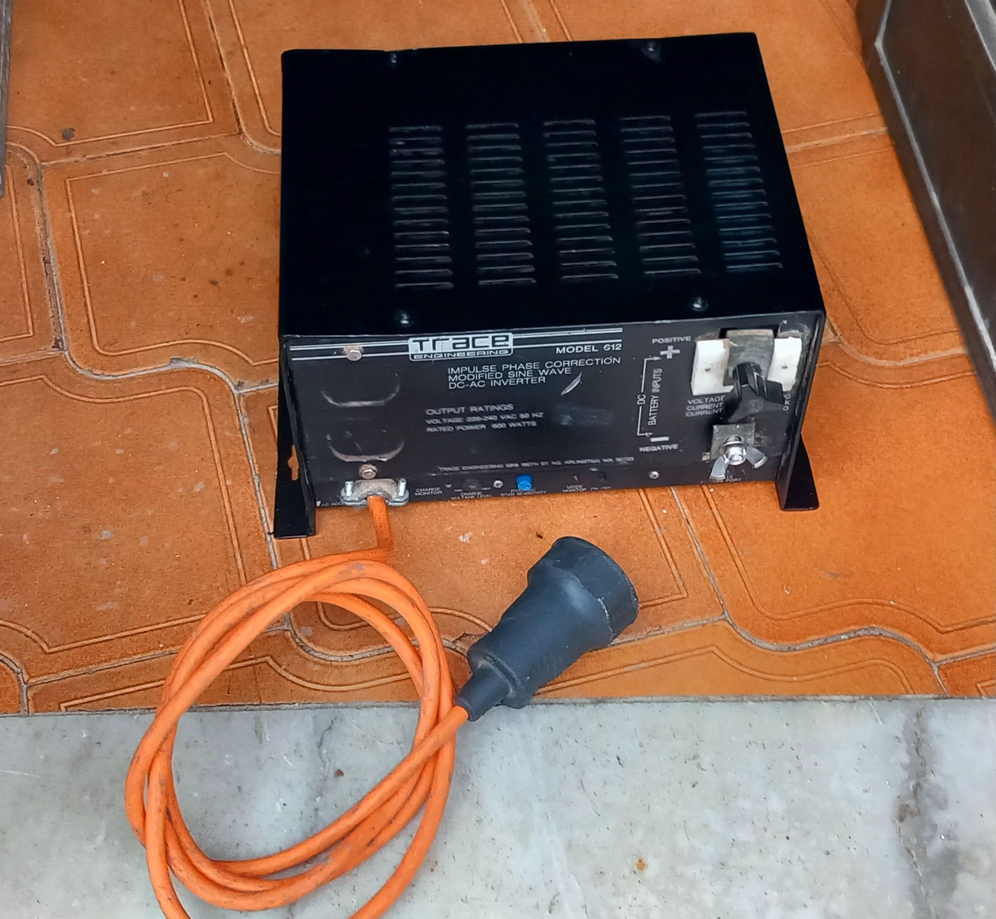 Inversor 12V DC, 600W