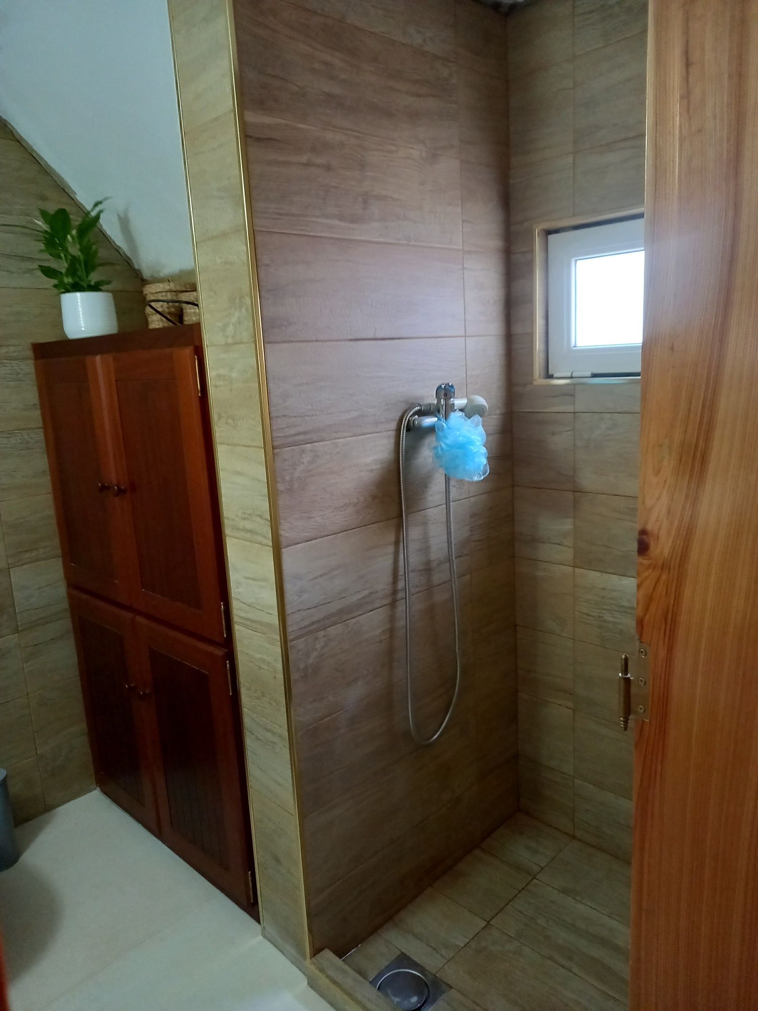 Vivenda T5, excelente oportunidade