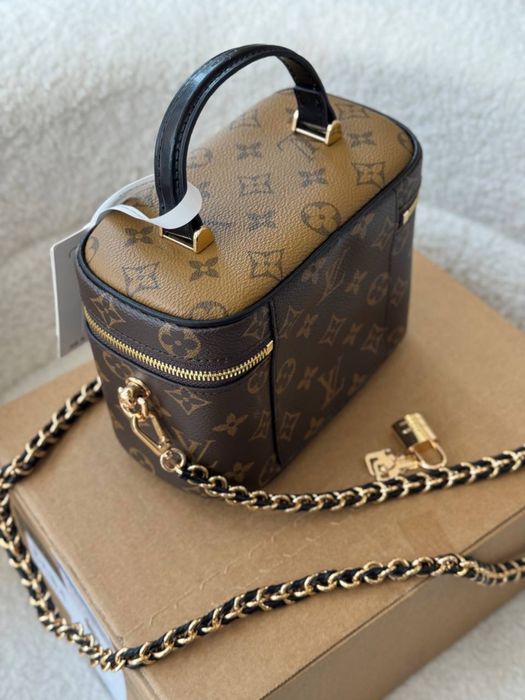 Сумка LV , в коробці