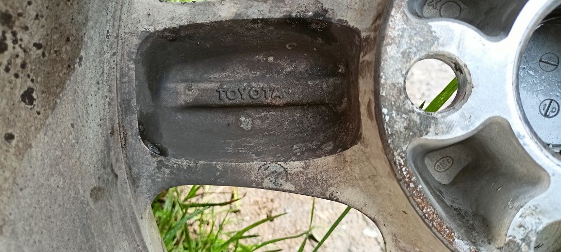 Koła 5x114.3 r16 rav4 Hyundai Kia itp.