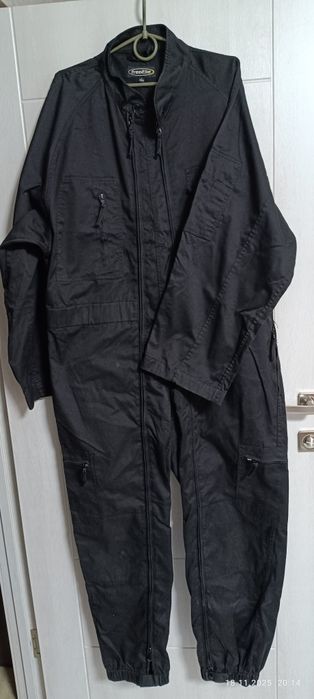 Чоловічий робочий комбінезон
