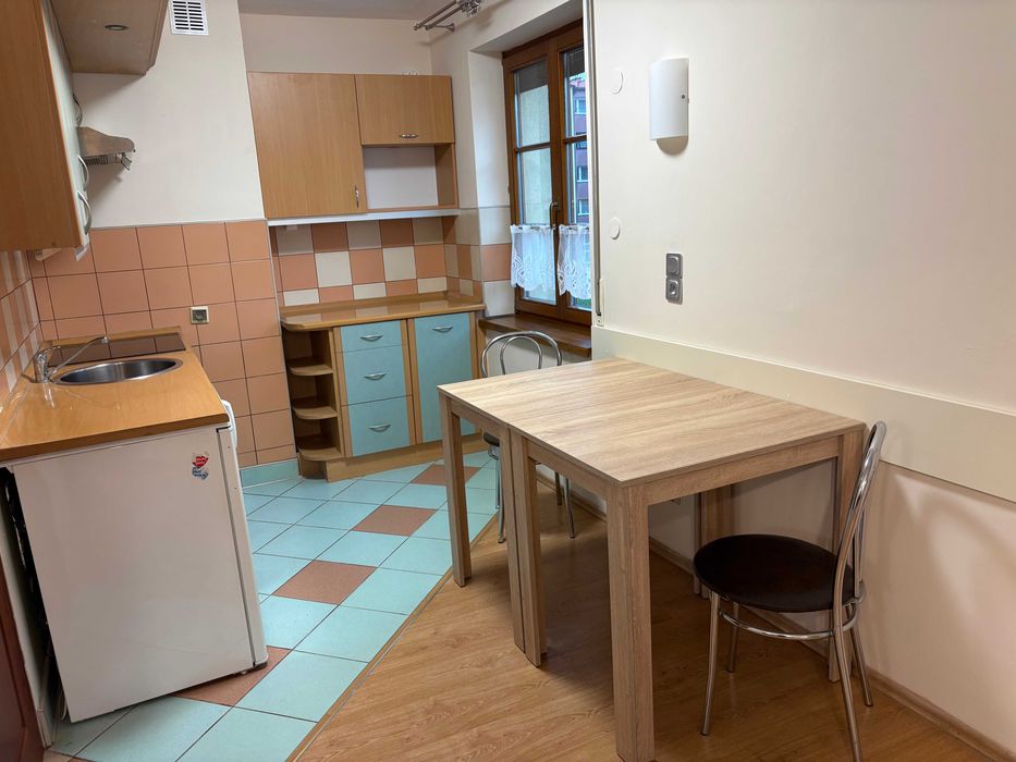 Cieszyn Centrum dwa pokoje z aneksem kuchennym do wynajęcia