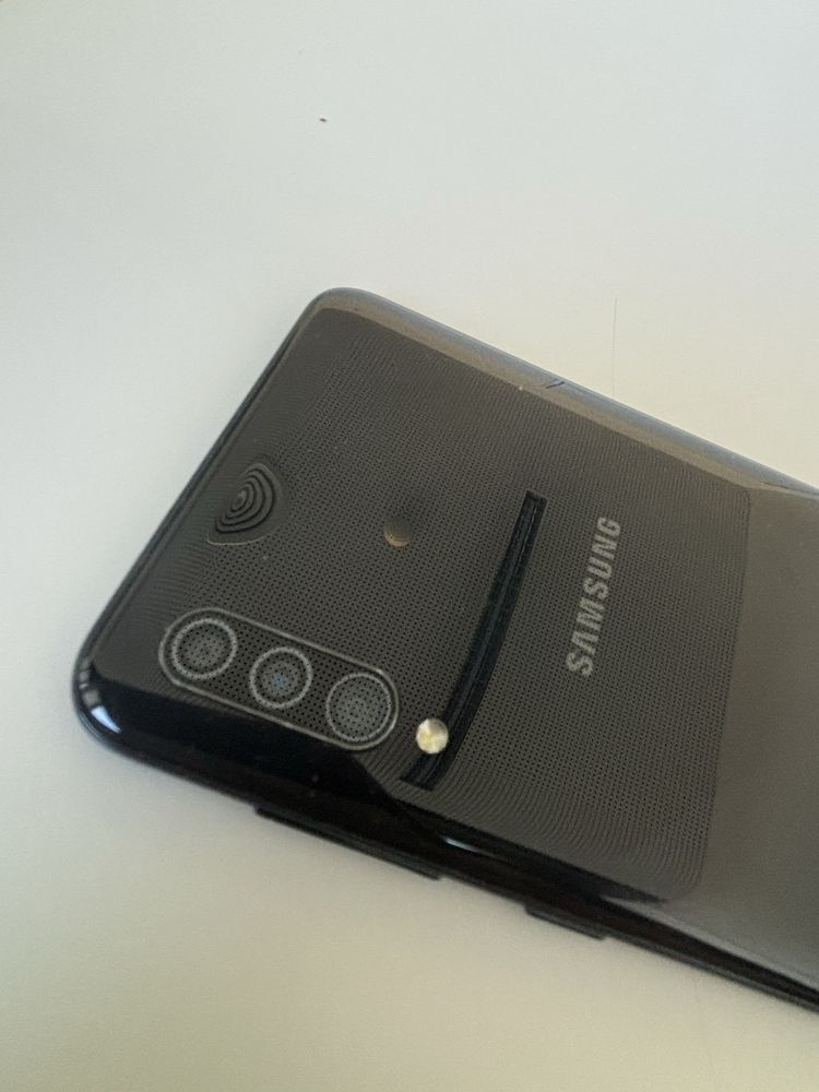 Samsung galaxy A30