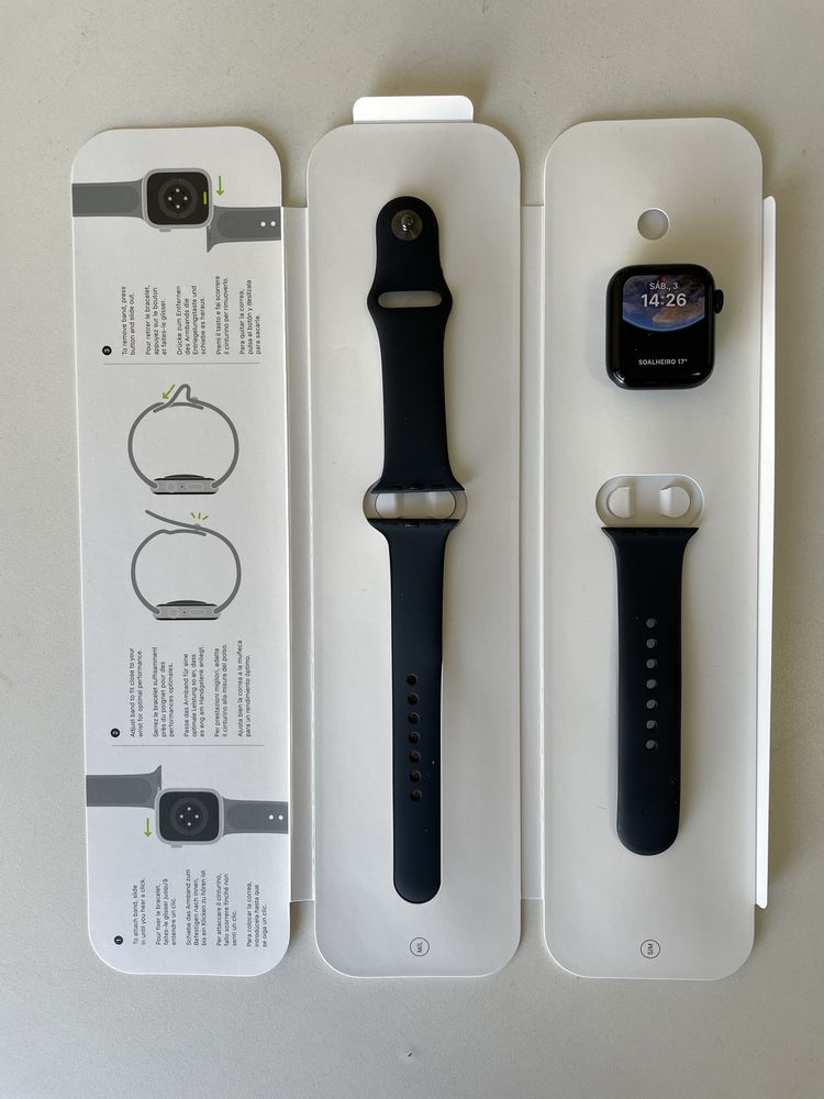 Apple Watch SE 40mm GPS + Cellular