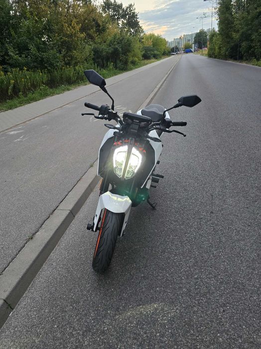 Ktm duke 390/125