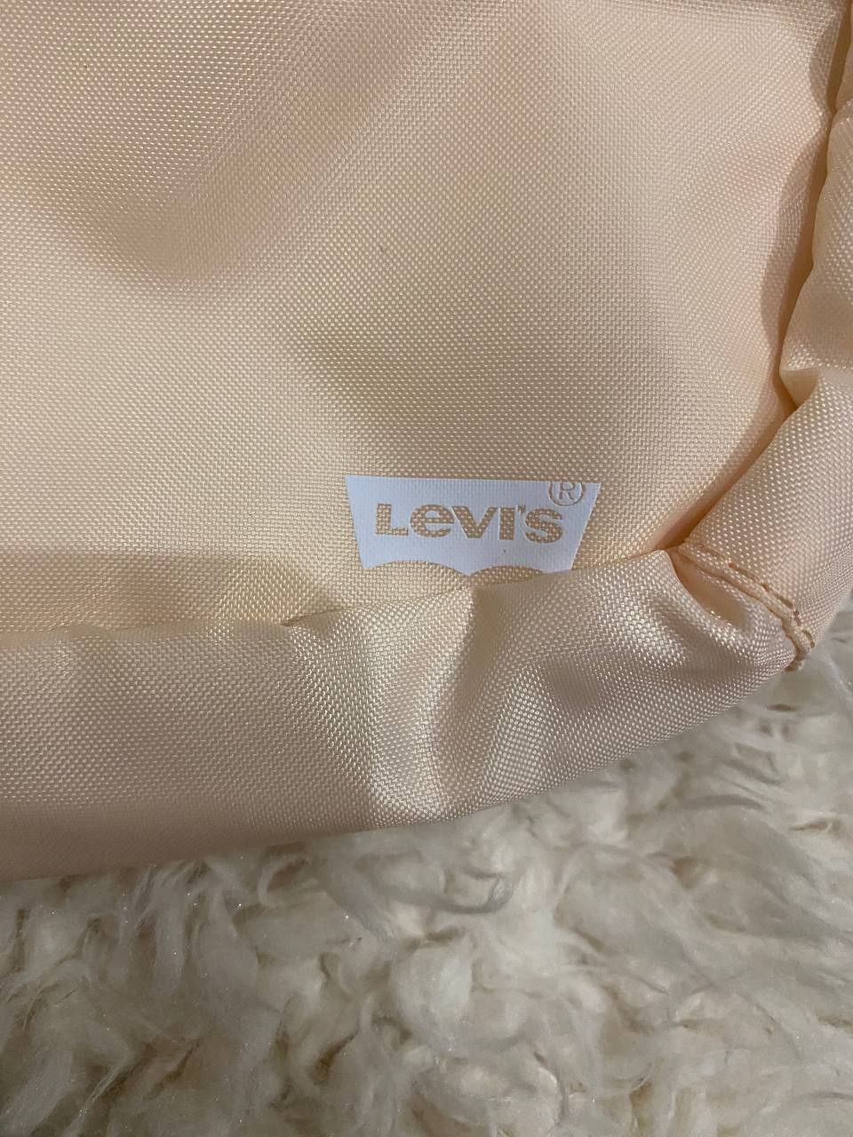 Оригинал бананка levi's новая