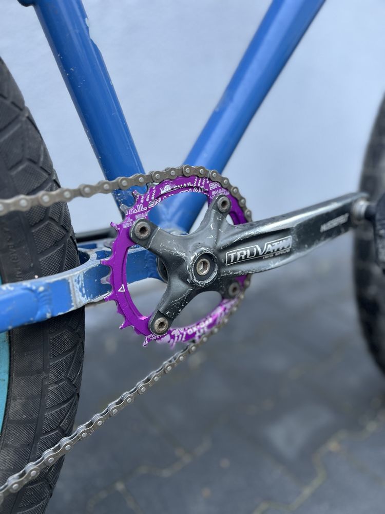 rower author agang mtb stunt  dirt dh street