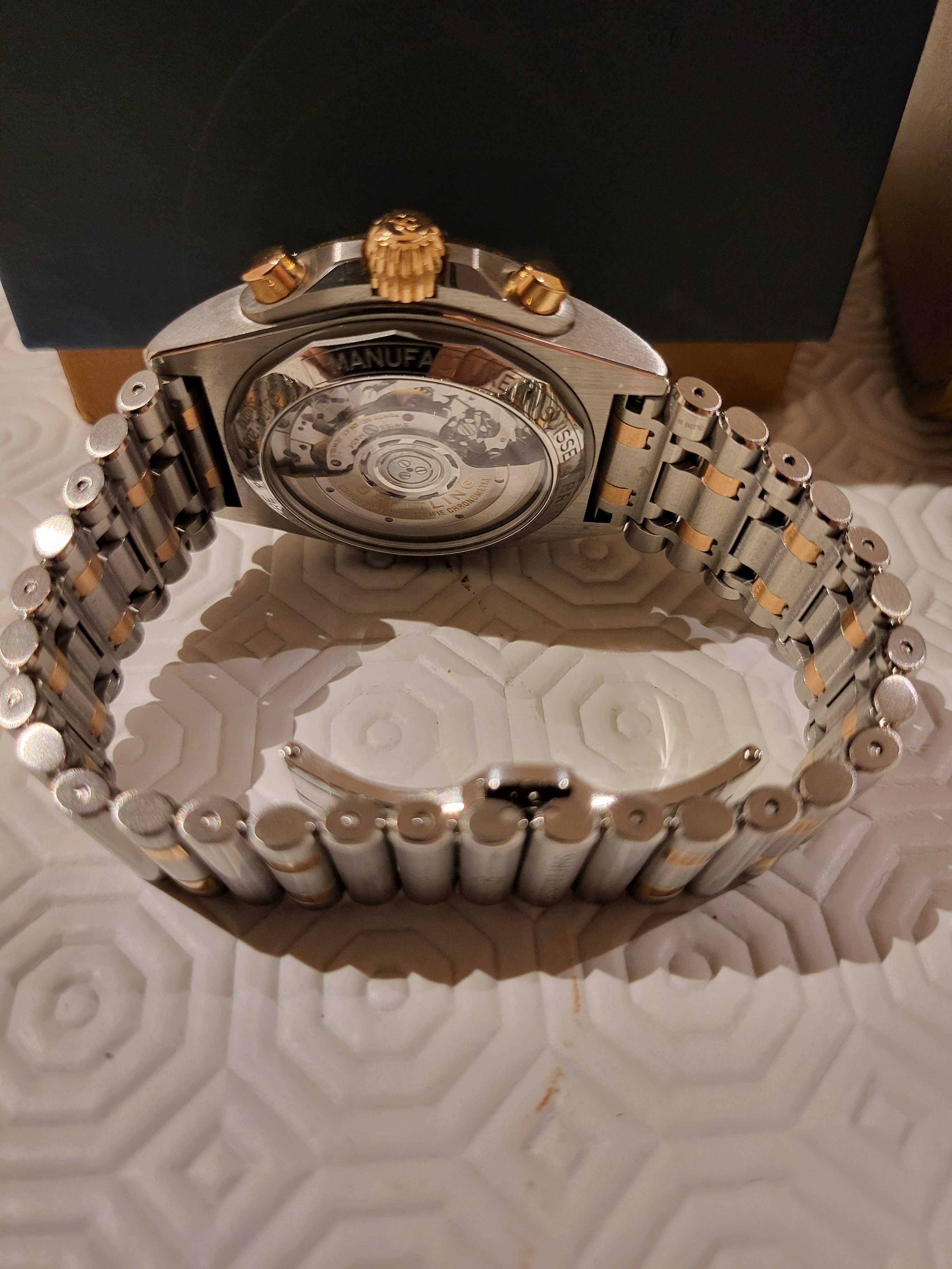 Relógio Breitling CHRONOMAT B01 42 (Ouro Rosa e aço)