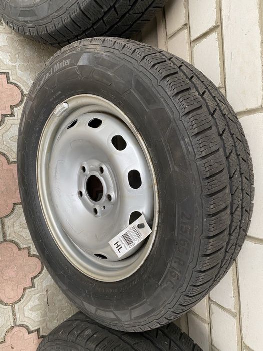 Диски рено трафик 5/114/3 R16 резина континенталь 215/65/16C