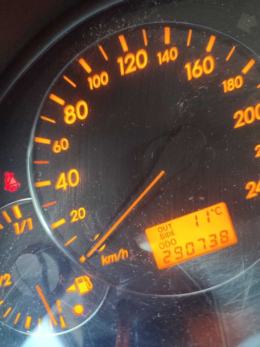 Toyota Avensis 1.8 VVT gaz