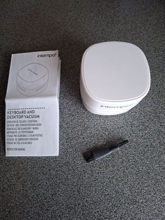 bezprewodowy mini odkurzacz biurkowy