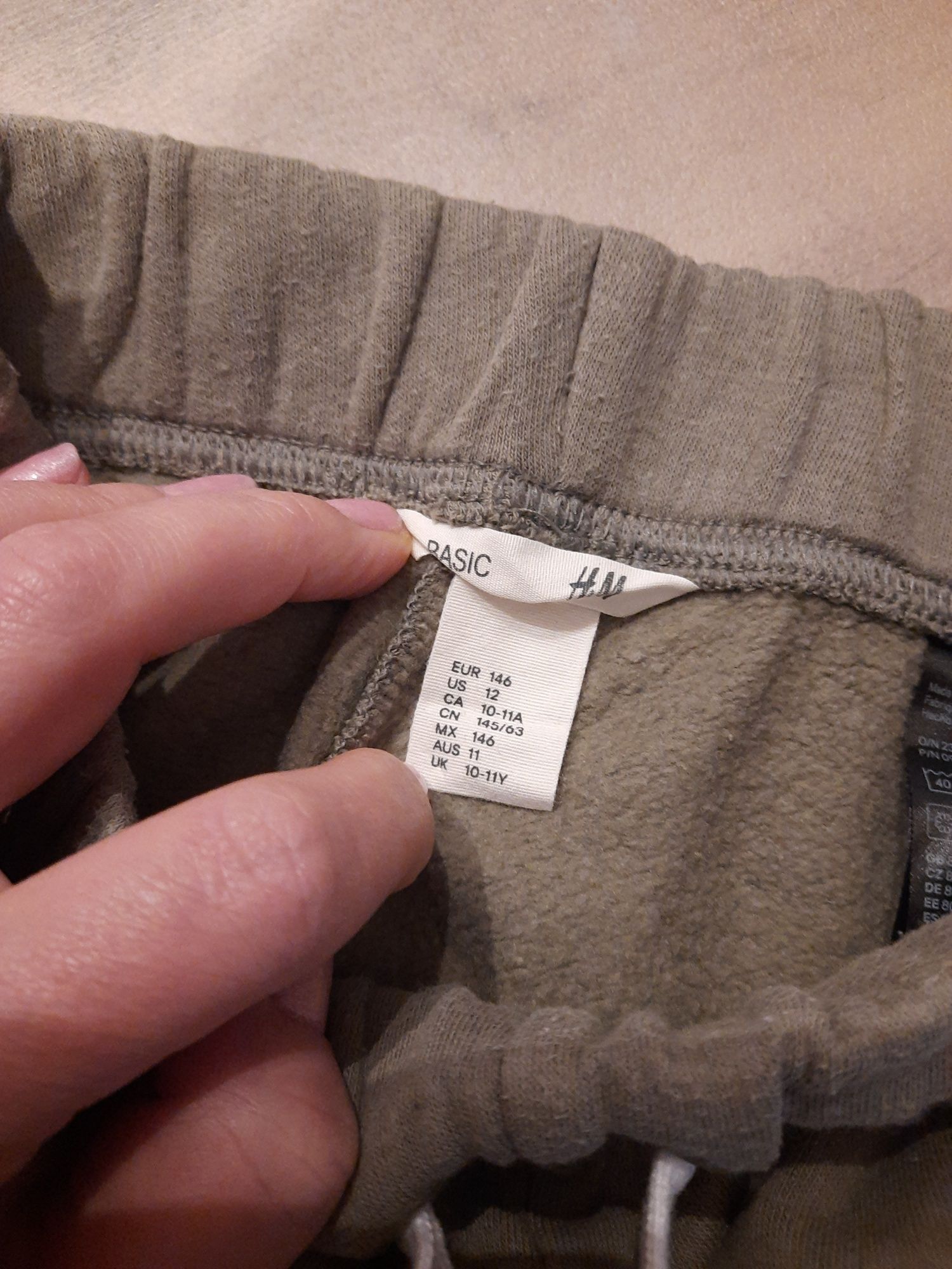 Spodnie dresowe H&M rozmiar 146