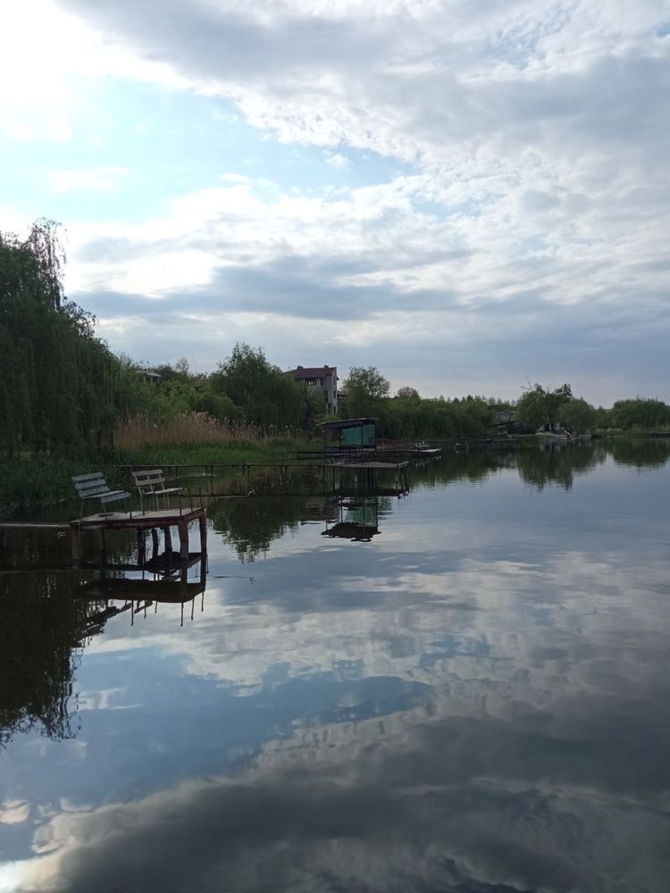 Продам будинок з власним берегом в с. Ракшівка