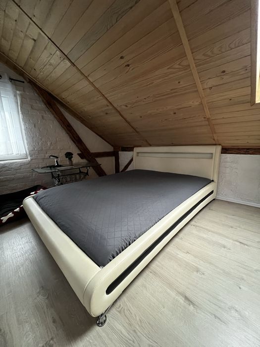 Łożko małzenskie wraz z matercam