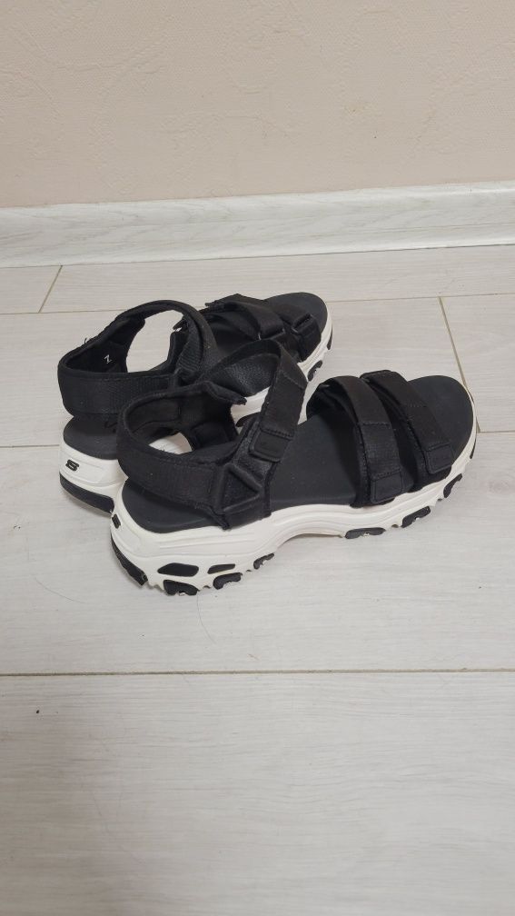Босоніжки Skechers 37