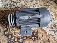 Motor Siemens trifásico como novo