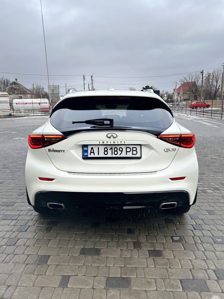 Продам Infiniti QX30 2018