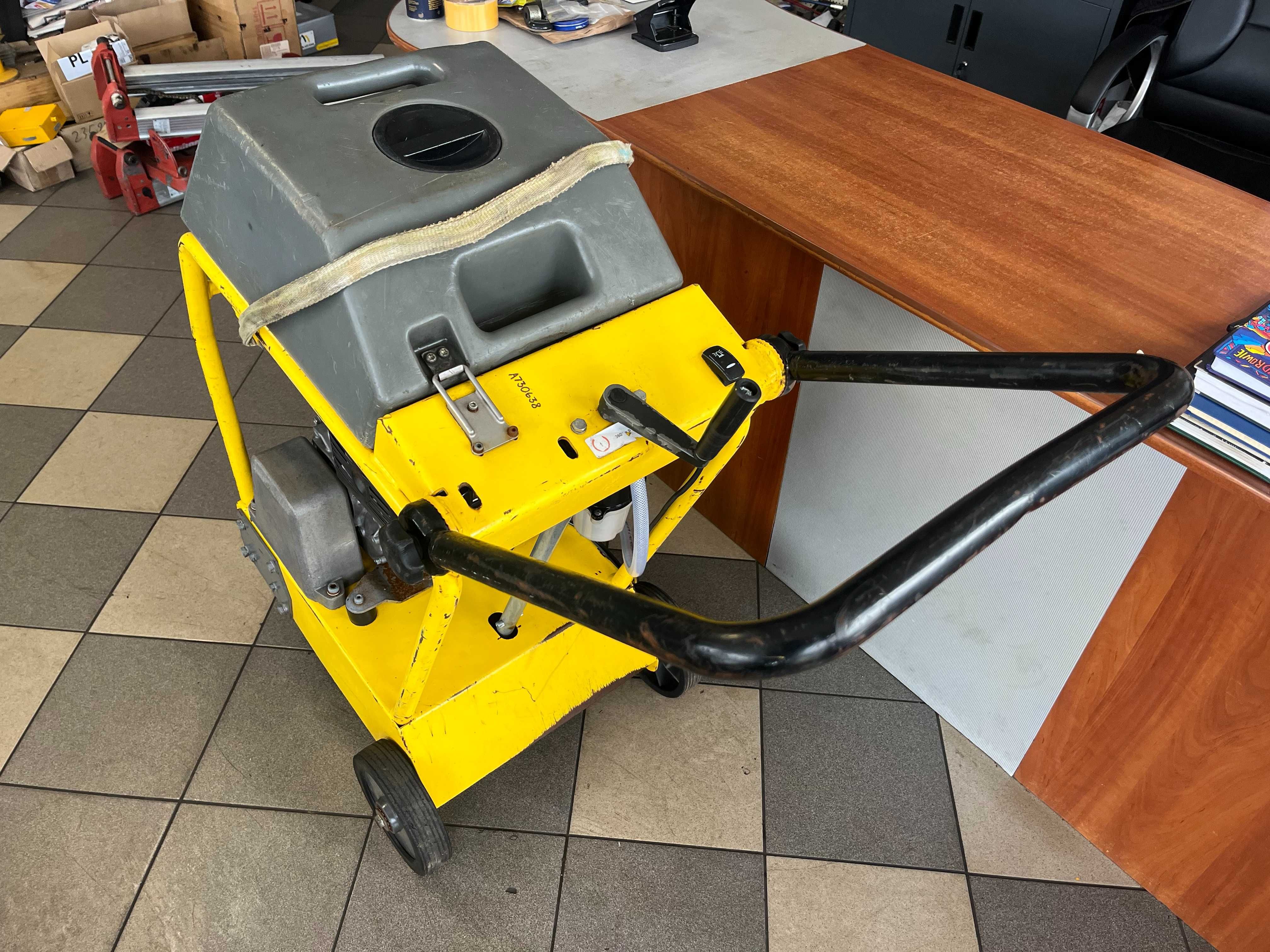 Przecinarka jezdna betonu asfaltu WACKER NEUSON BFS 1345