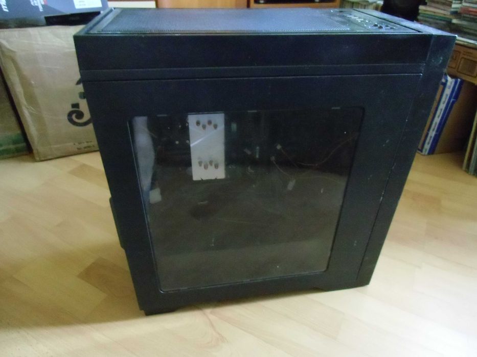 ПК корпус Vinga Titan (Комлектуючі)