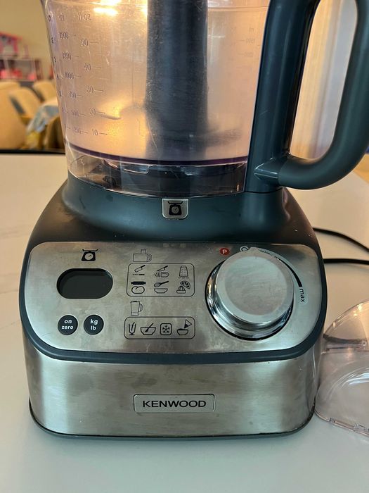 Robot de Cozinha Kenwood Multi Pro FDM71