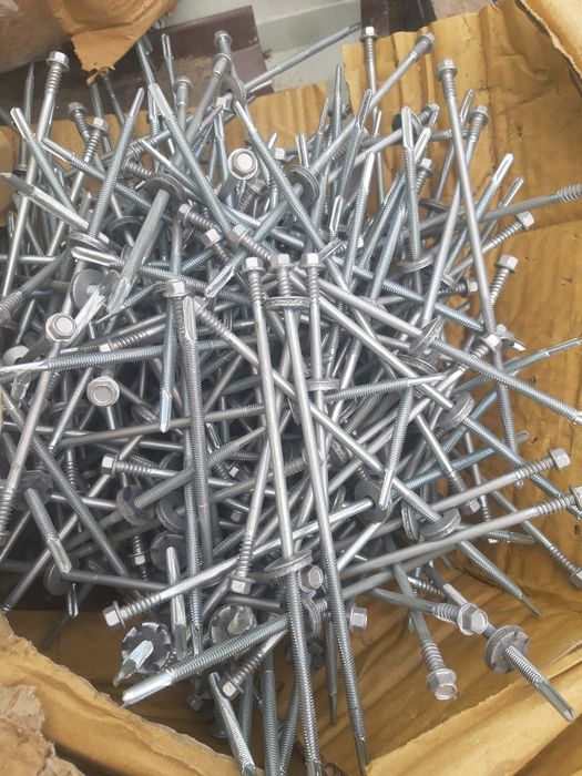 Продам саморези для сенвичь панелей