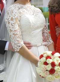 Весільне плаття, тканина атлас