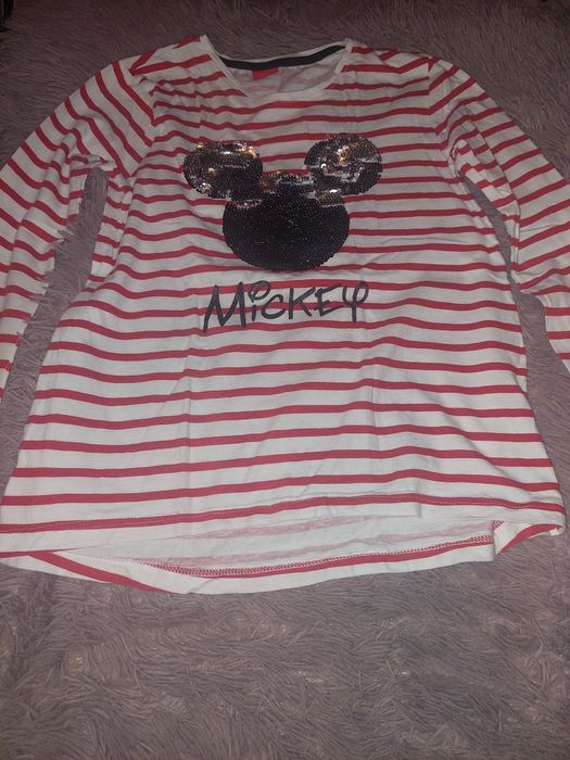 Sprzedam bluzeczkę dziewczęcą 134/140