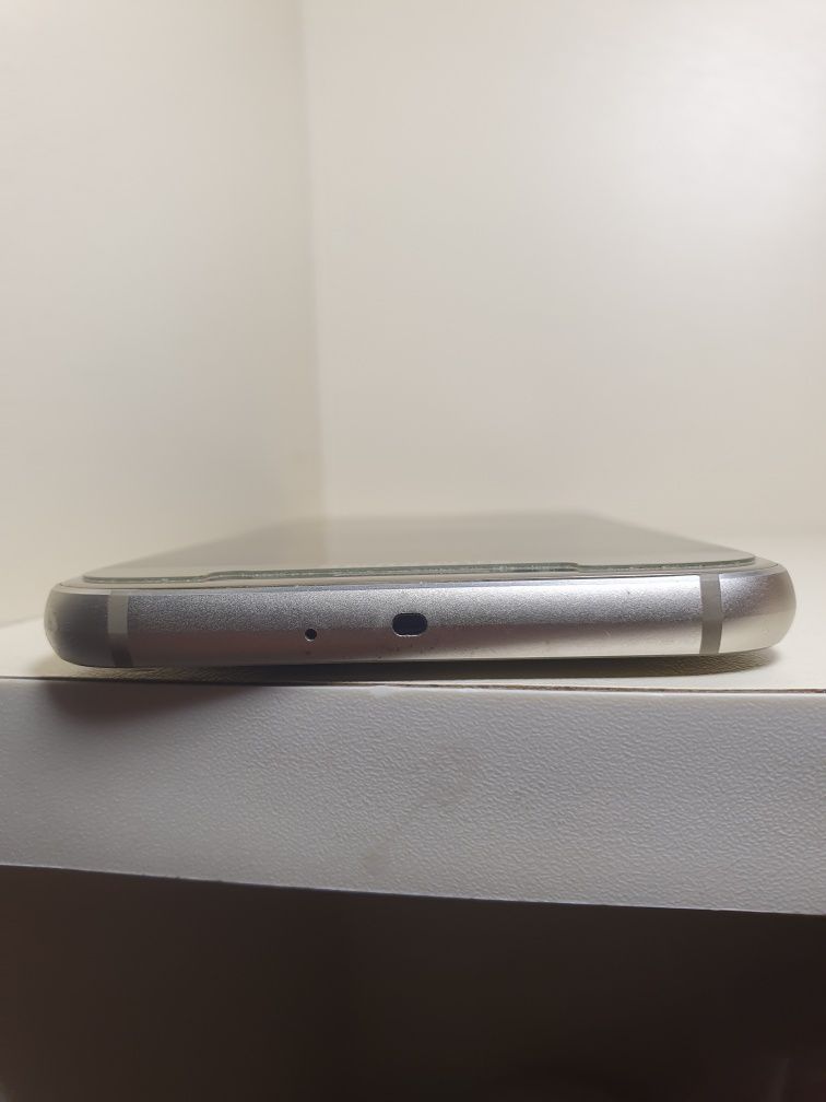 Samsung galaxy S6 Gold