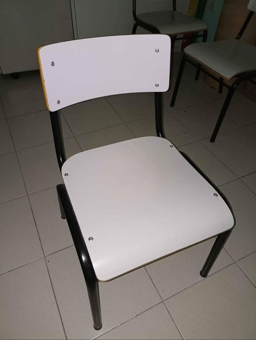 Cadeiras escolares