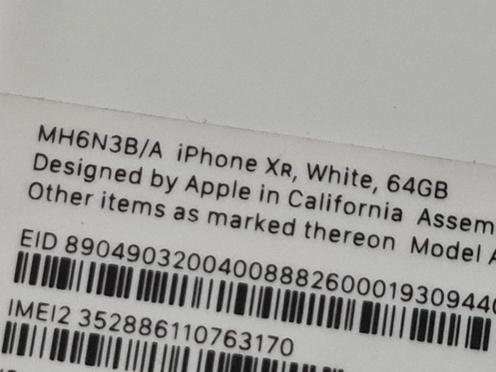 iPhone xr White 64GB refurbish