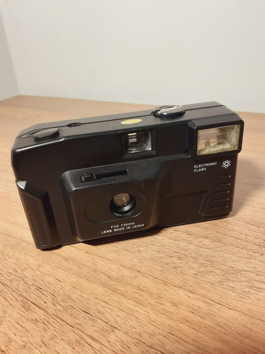 Analogowy aparat fotograficzny