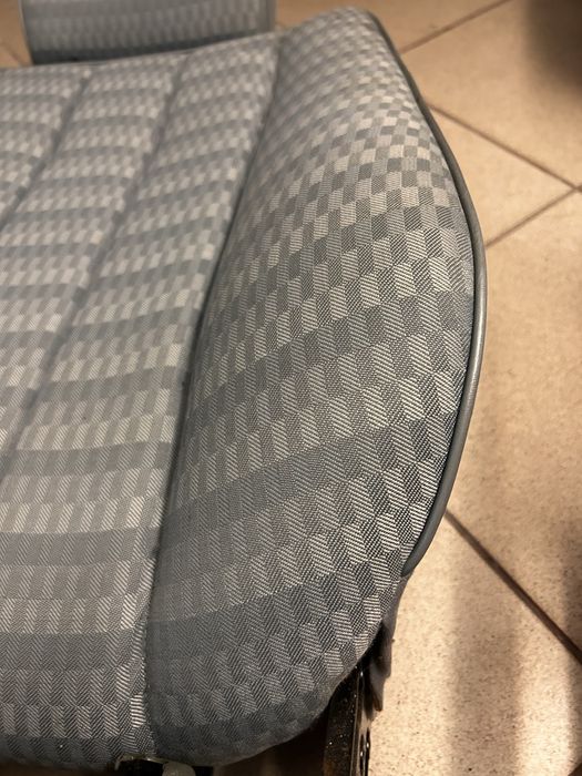 Mercedes 190 w201 Fotel Kierowcy materiał 702