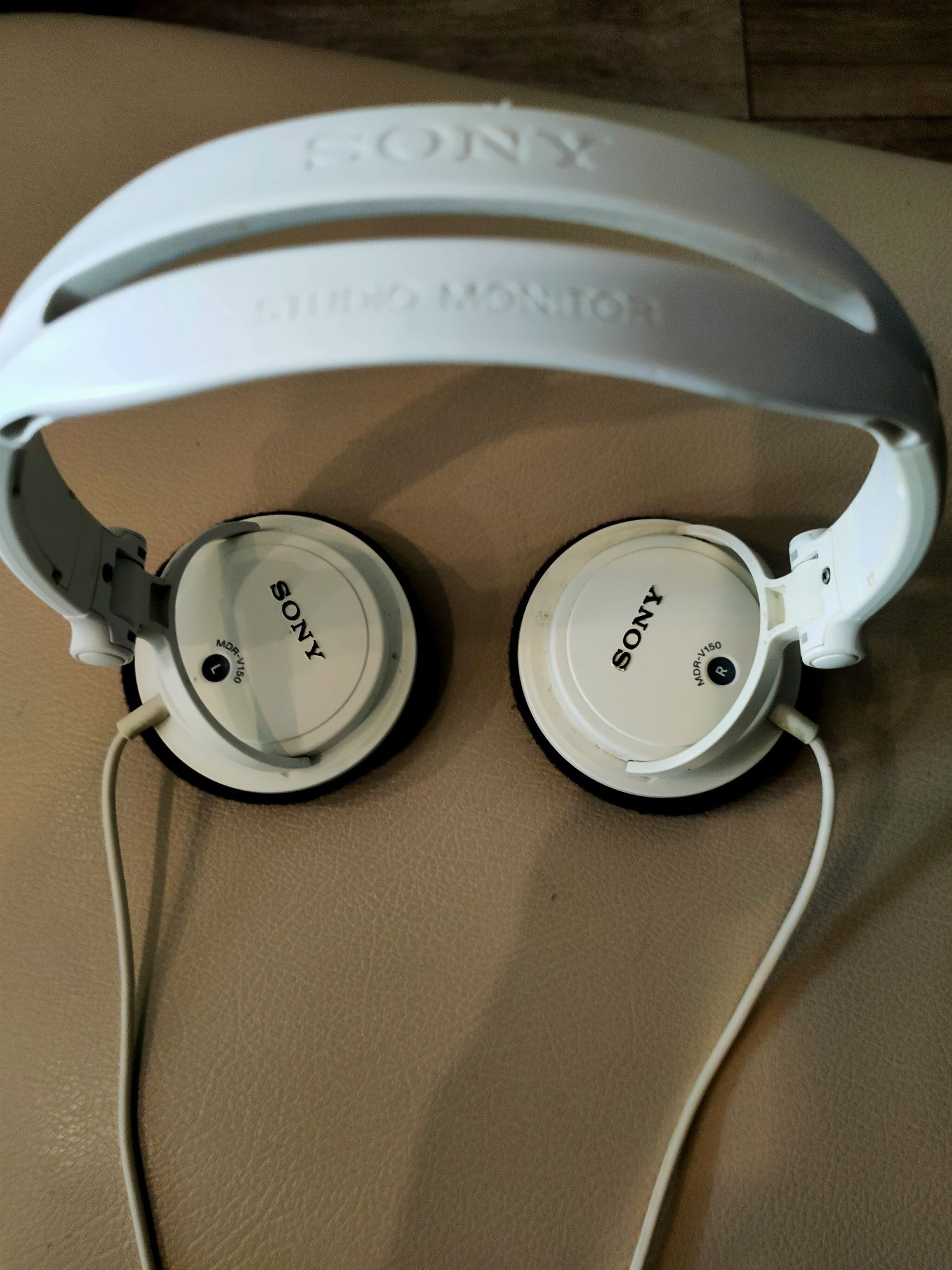Słuchawki douszne Sony Mdr-v150 super stan