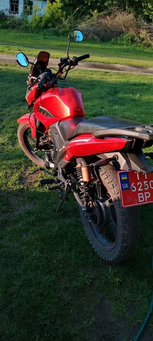 Продам мотоцикл Lifan cityr 200