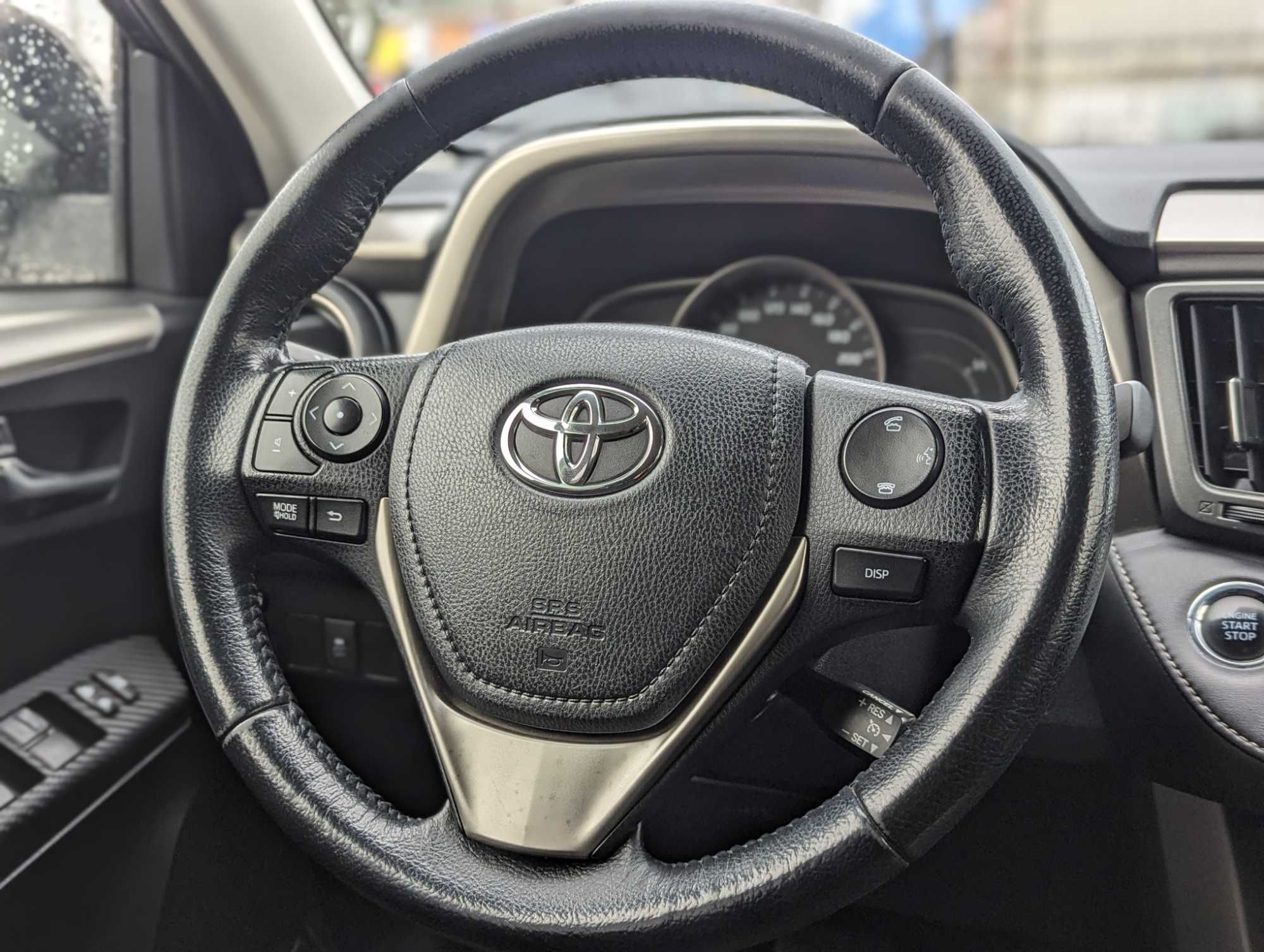 Toyota RAV4 2015 у кредит, розстрочку, на виплату.