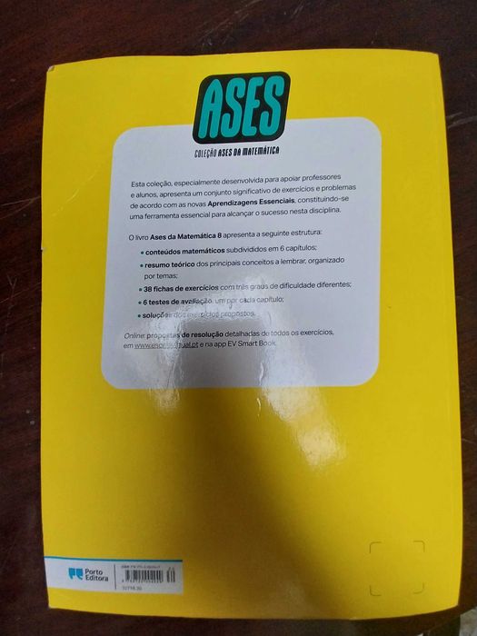 Livro de Matematica de apoio Ases 8