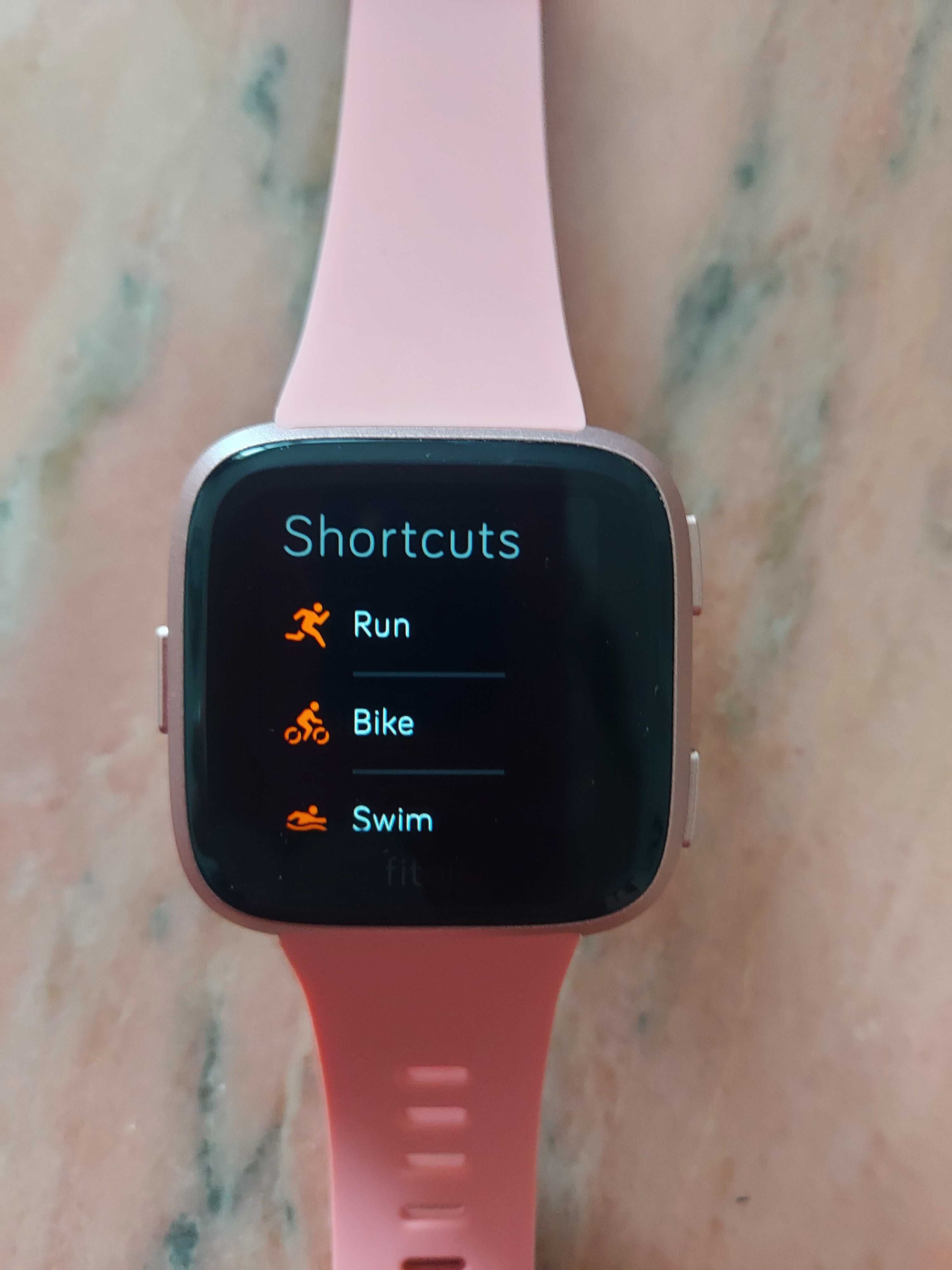 Fitbit Versa фітнес браслет смарт годинник-стан нового